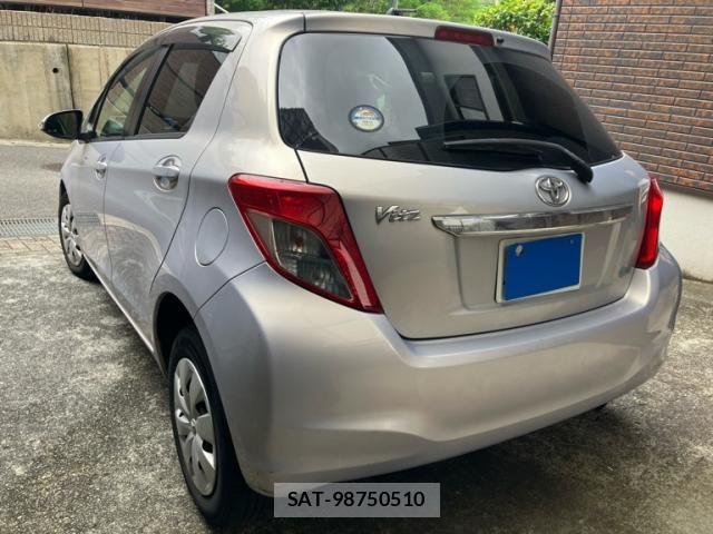 Toyota VITZ 2014-02 7964304-4