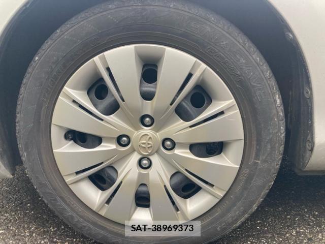 Toyota VITZ 2012-01 7964302-18