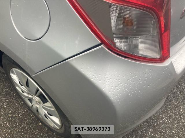 Toyota VITZ 2012-01 7964302-22