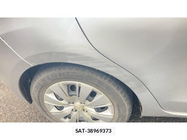 Toyota VITZ 2012-01 7964302-24