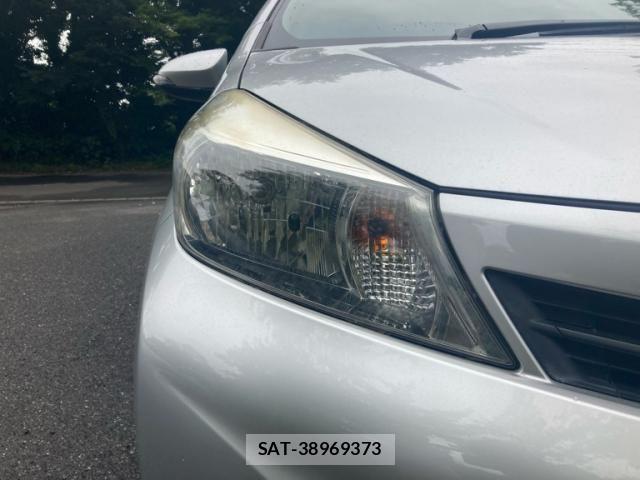 Toyota VITZ 2012-01 7964302-2