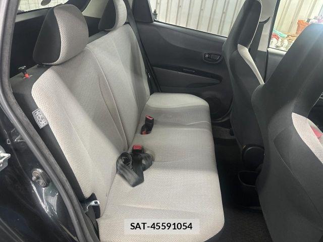 Toyota VITZ 2011-06 7964291-11