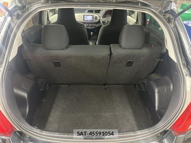 Toyota VITZ 2011-06 7964291-13