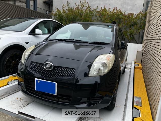 Toyota VITZ 2005-06 7964300-1