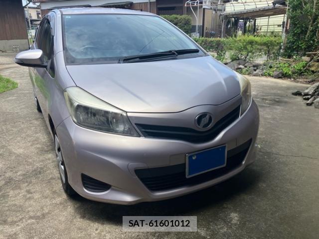 Toyota VITZ 2012-01 7964305-0