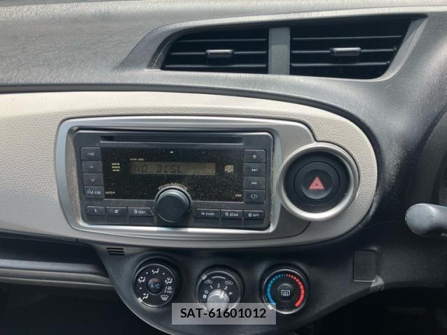 Toyota VITZ 2012-01 7964305-15