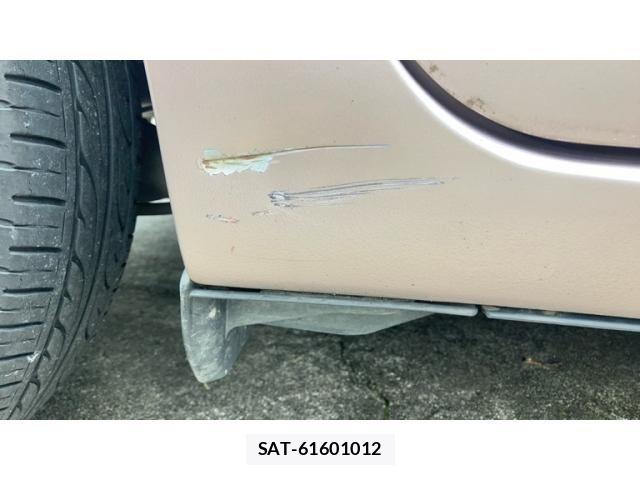 Toyota VITZ 2012-01 7964305-20