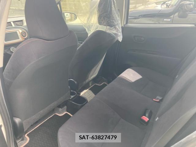 Toyota VITZ 2013-01 7964303-10