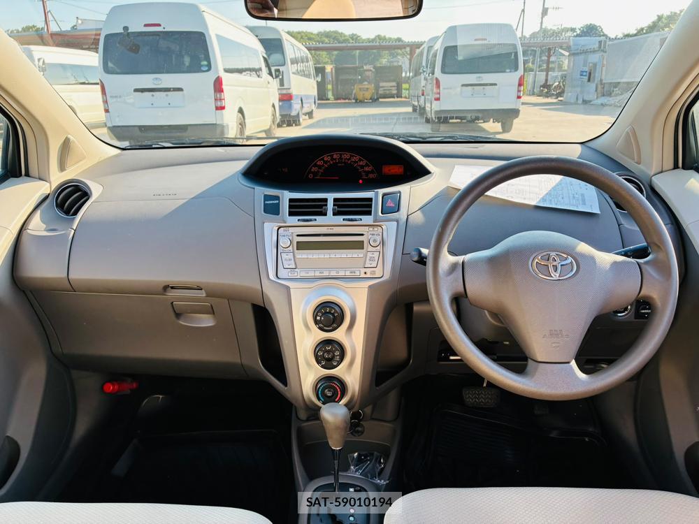 Toyota VITZ 2010-03 7860322-12
