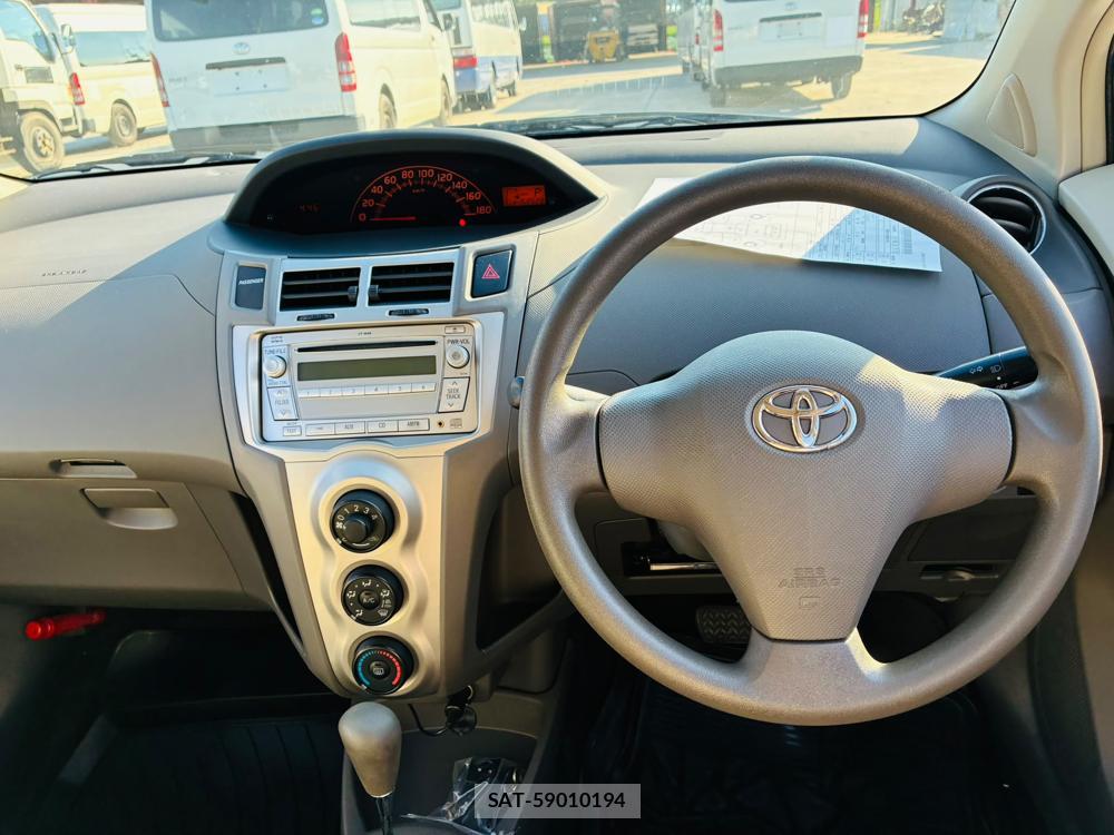 Toyota VITZ 2010-03 7860322-13