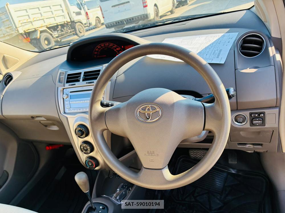 Toyota VITZ 2010-03 7860322-14