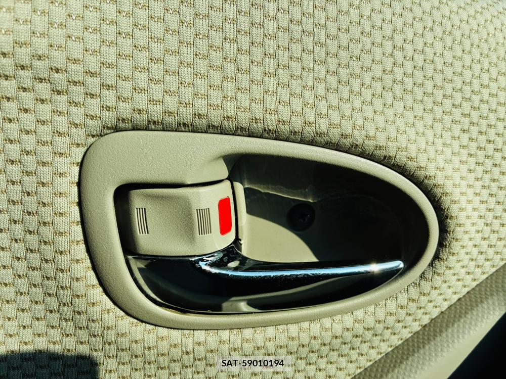Toyota VITZ 2010-03 7860322-22