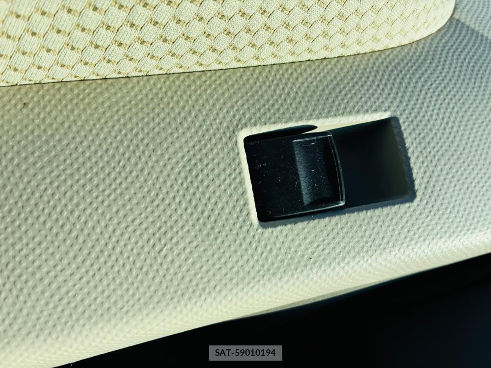 Toyota VITZ 2010-03 7860322-23