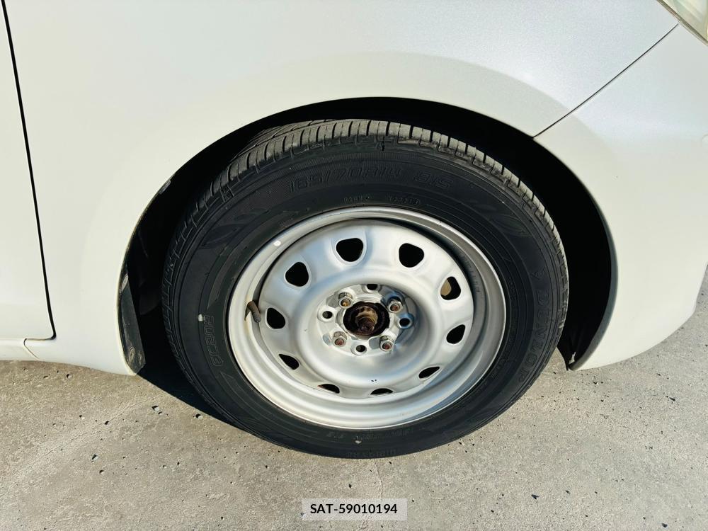 Toyota VITZ 2010-03 7860322-28