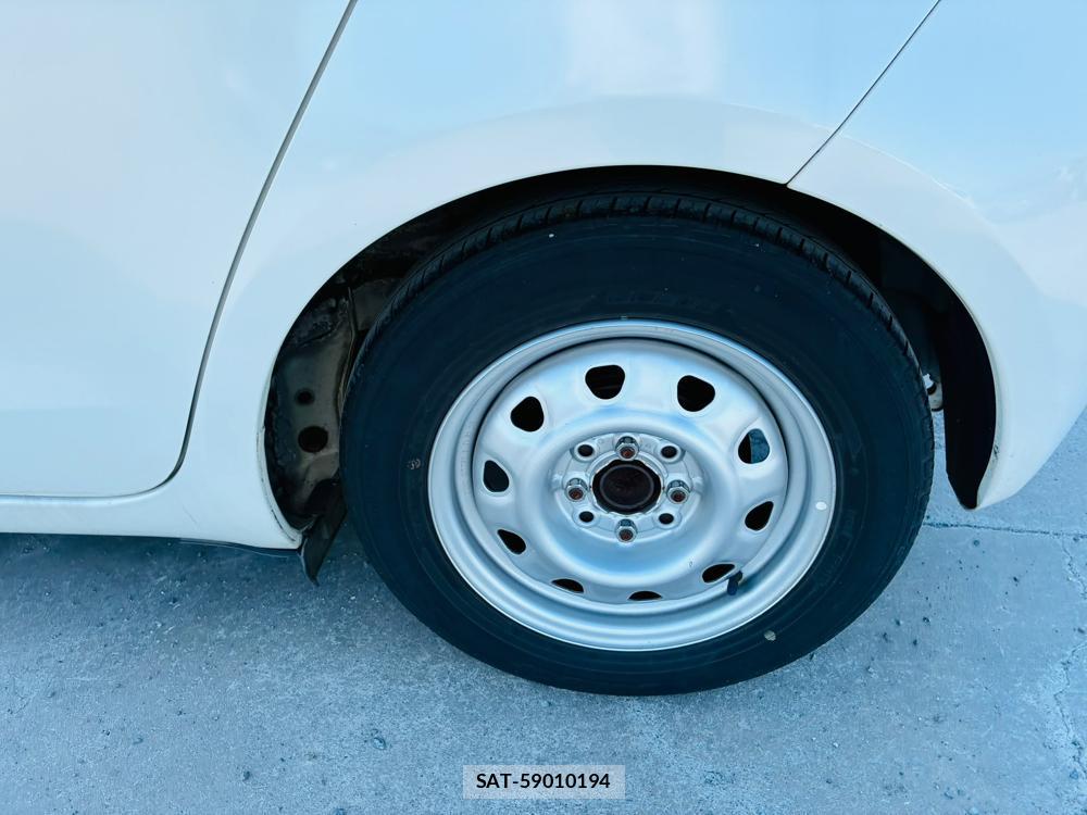 Toyota VITZ 2010-03 7860322-30