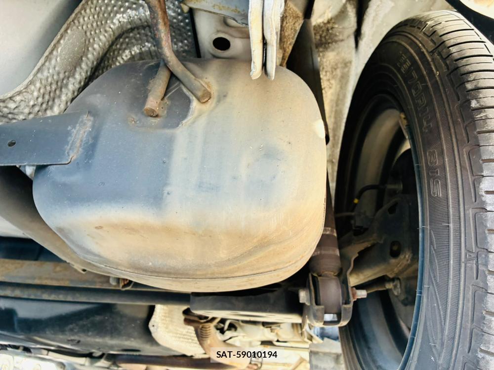 Toyota VITZ 2010-03 7860322-36
