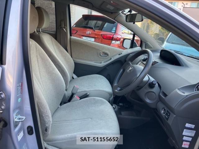 Toyota VITZ 2009-07 7981461-15