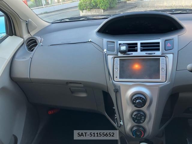 Toyota VITZ 2009-07 7981461-19