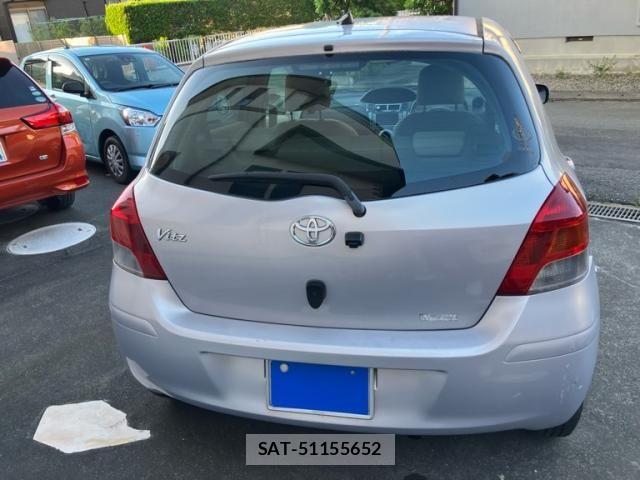 Toyota VITZ 2009-07 7981461-4