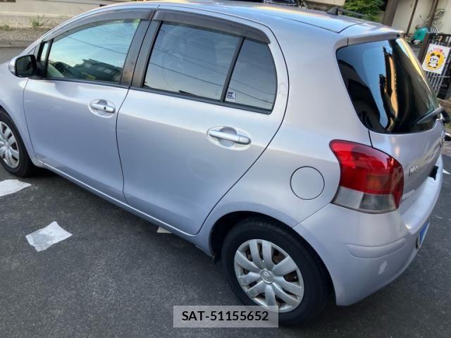 Toyota VITZ 2009-07 7981461-5