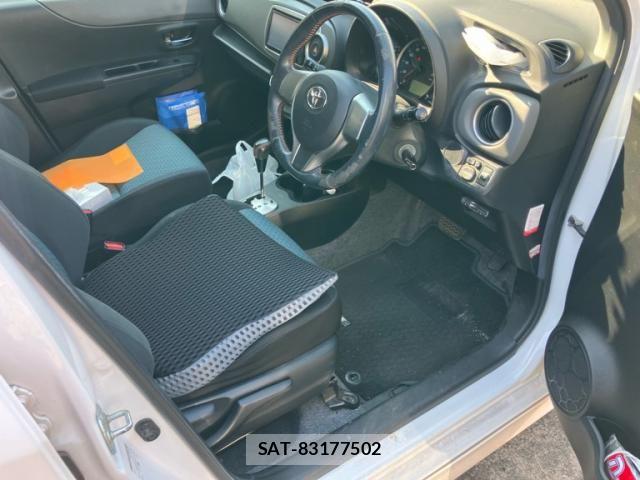 Toyota VITZ 2014-03 7981456-10