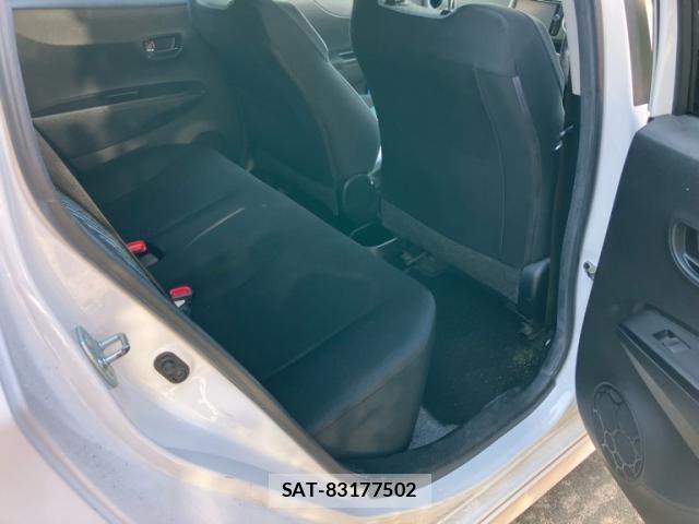 Toyota VITZ 2014-03 7981456-11
