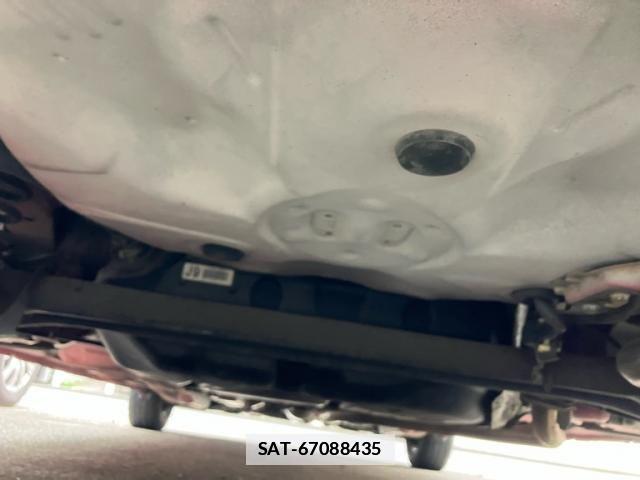 Toyota VITZ 2010-01 7981458-13