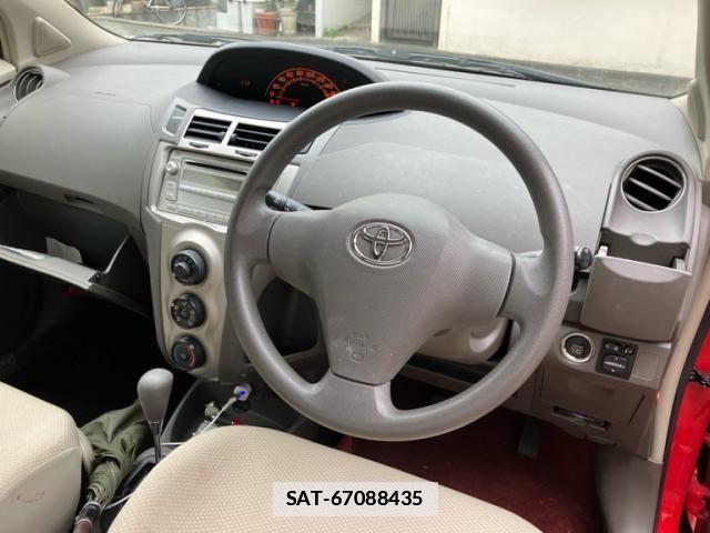 Toyota VITZ 2010-01 7981458-21