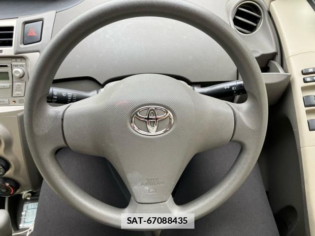 Toyota VITZ 2010-01 7981458-22
