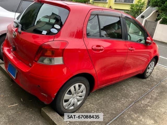 Toyota VITZ 2010-01 7981458-2