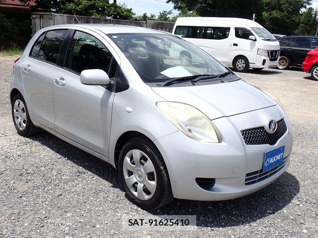 Toyota VITZ 2005-03 7981454-3