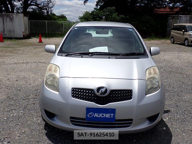 Toyota VITZ 2005-03 7981454-4