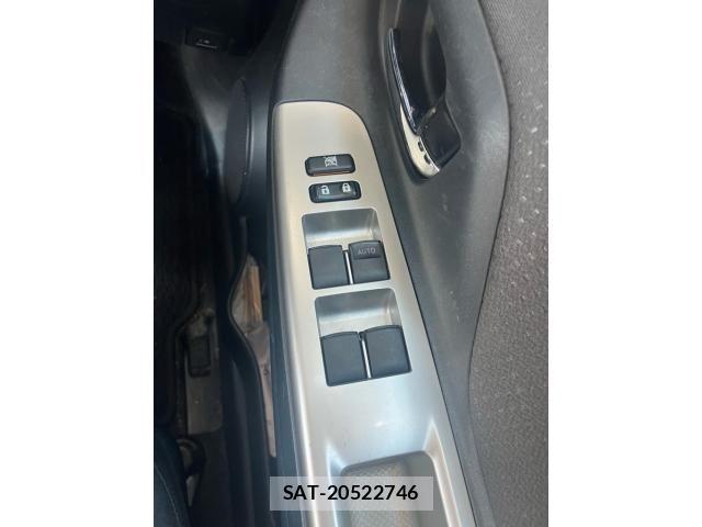 Toyota VITZ 2014-07 7981459-19