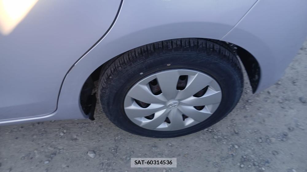 Toyota VITZ 2013-09 7610992-28