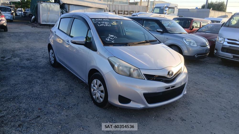 Toyota VITZ 2013-09 7610992-6