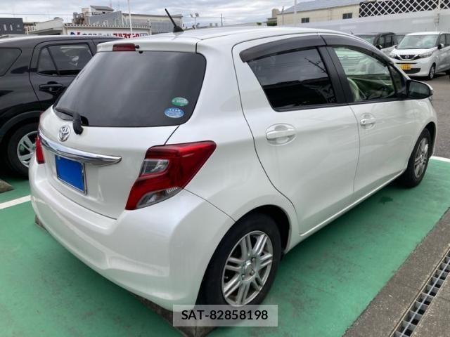 Toyota VITZ 2015-08 7981457-9
