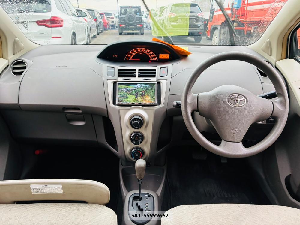 Toyota VITZ 2008-12 7914612-12