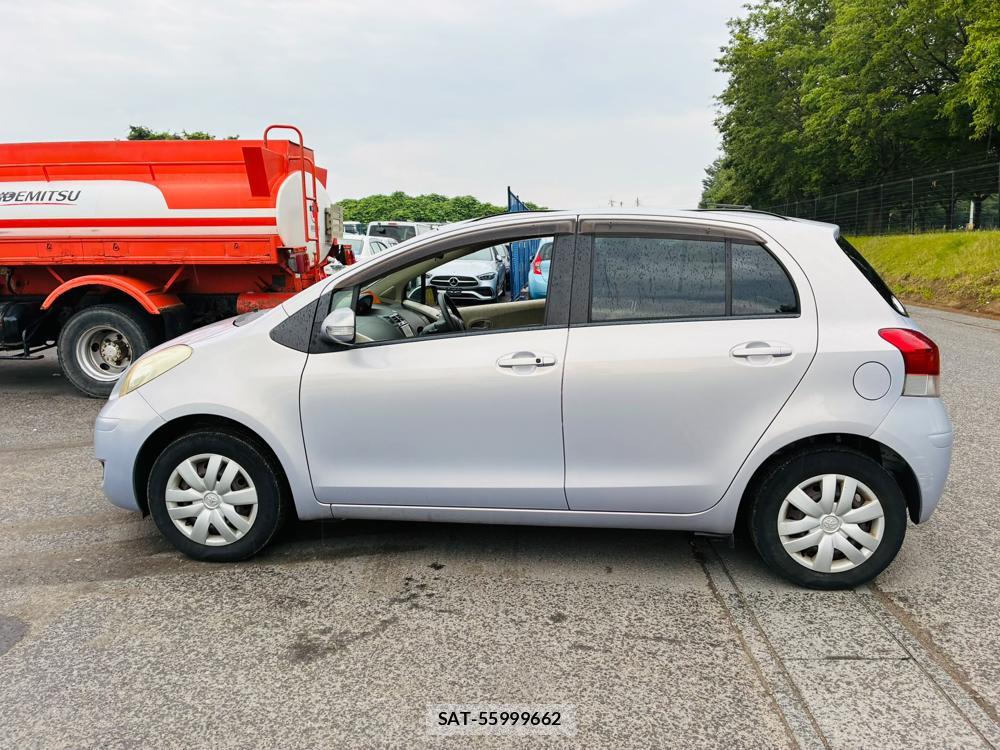 Toyota VITZ 2008-12 7914612-1