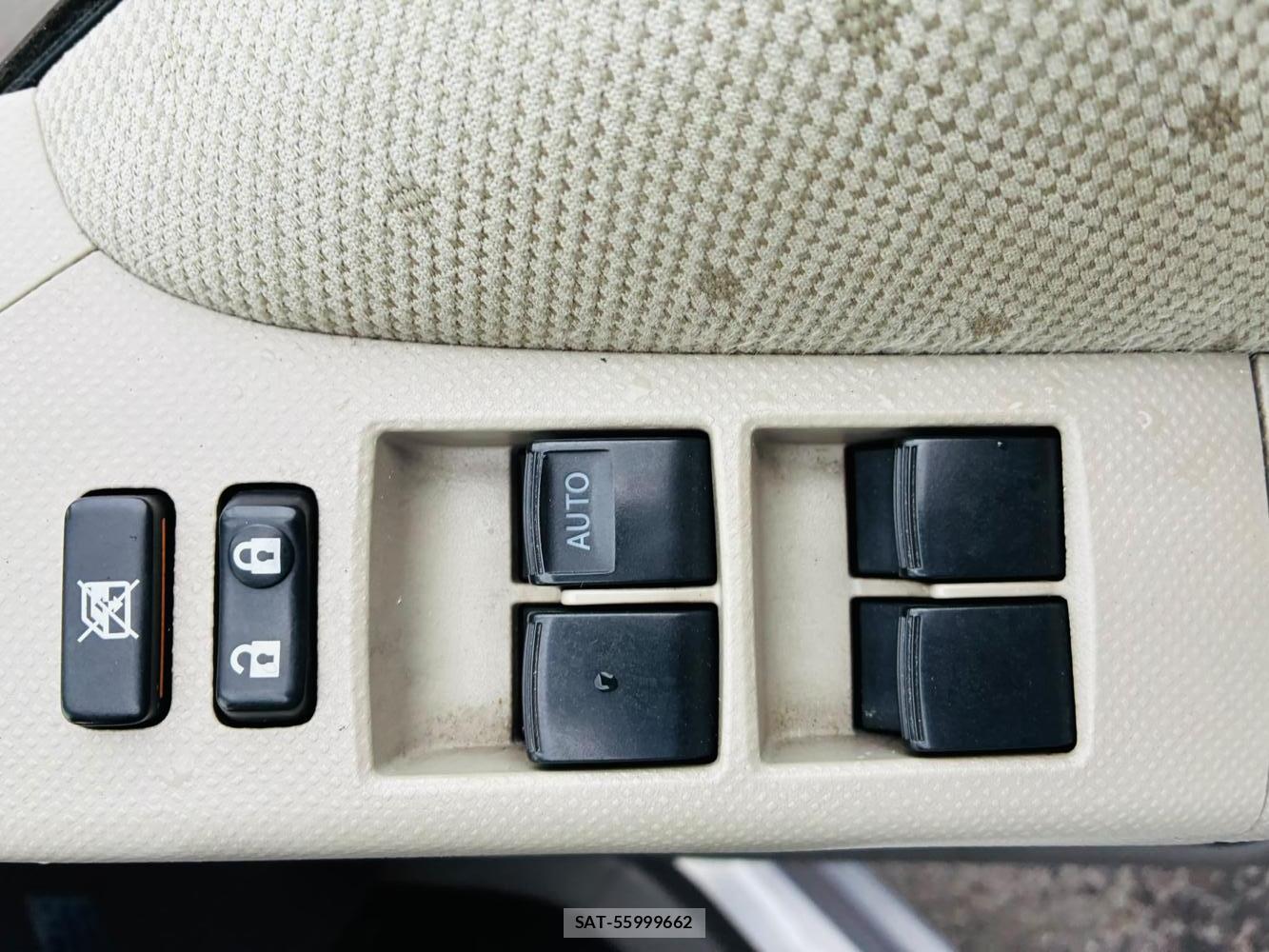 Toyota VITZ 2008-12 7914612-21