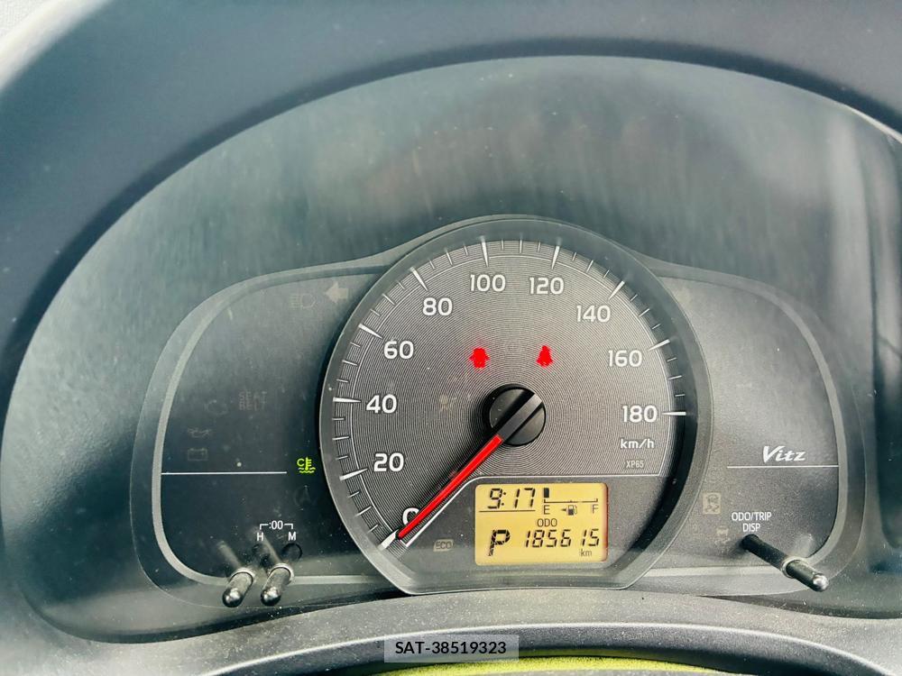 Toyota VITZ 2011-06 7749332-15