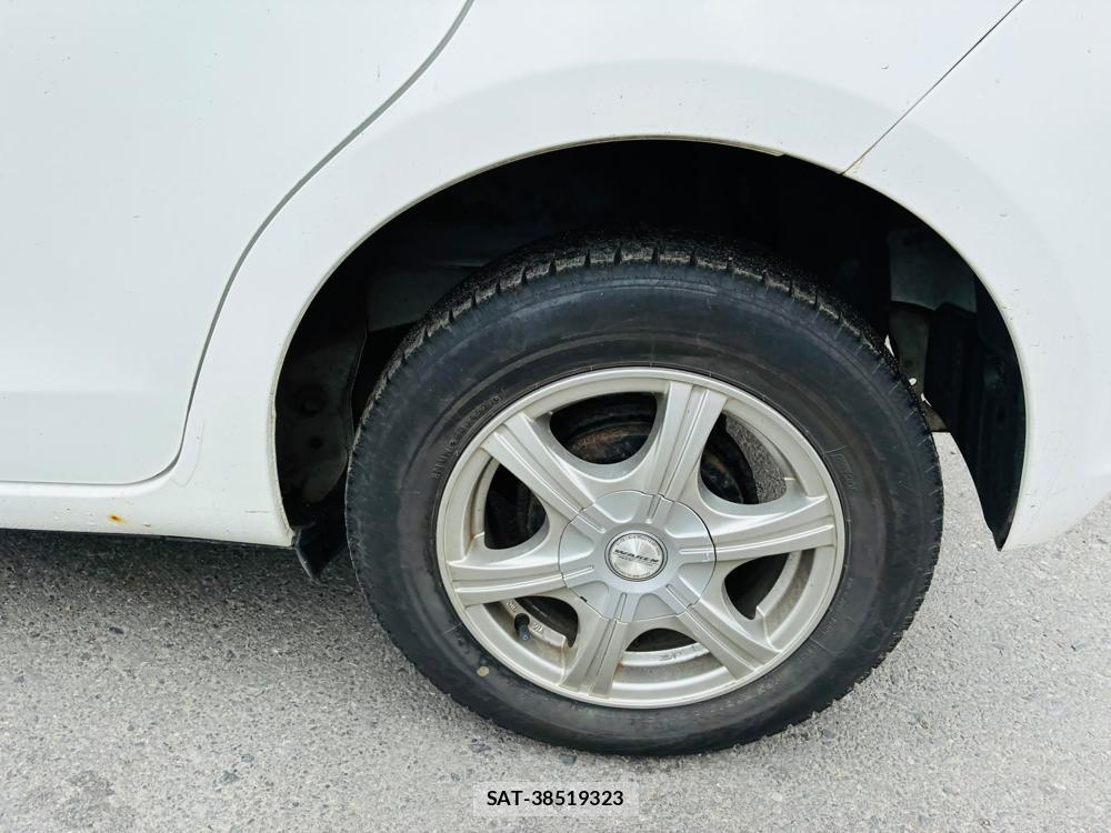 Toyota VITZ 2011-06 7749332-30