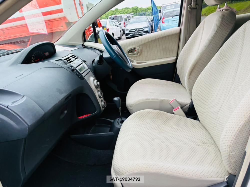 Toyota VITZ 2007-05 7933421-10