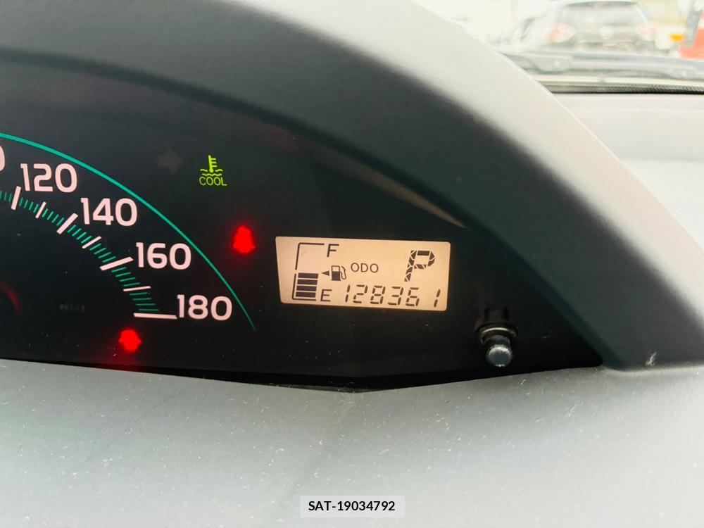 Toyota VITZ 2007-05 7933421-15