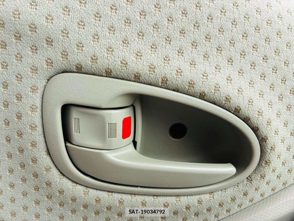 Toyota VITZ 2007-05 7933421-22
