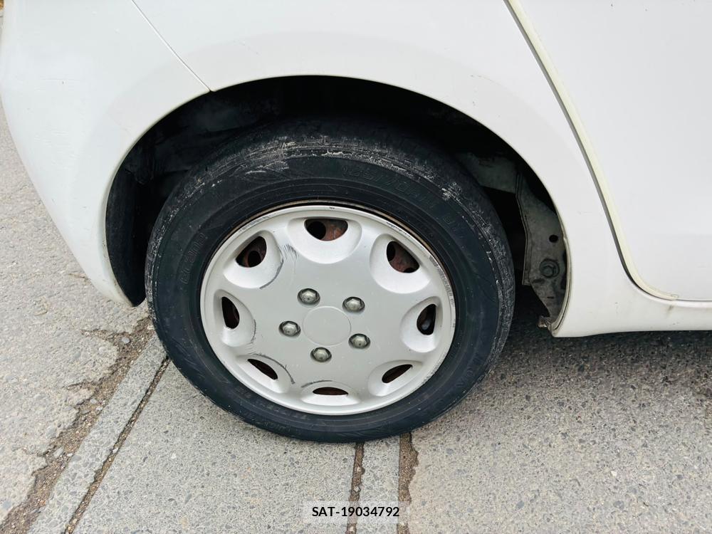 Toyota VITZ 2007-05 7933421-27