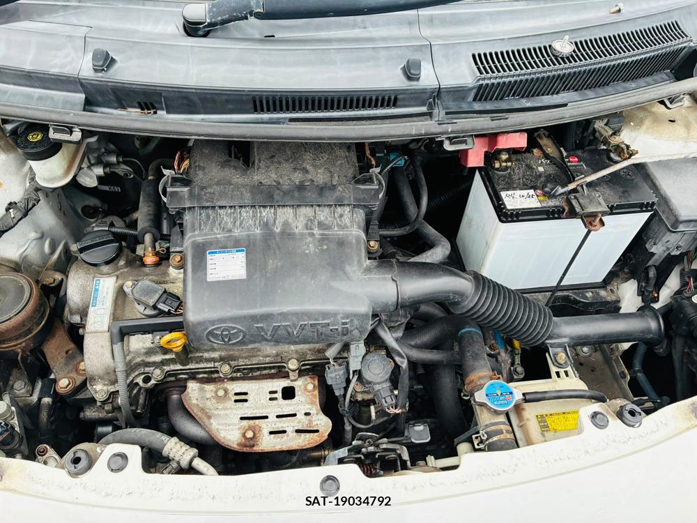 Toyota VITZ 2007-05 7933421-33