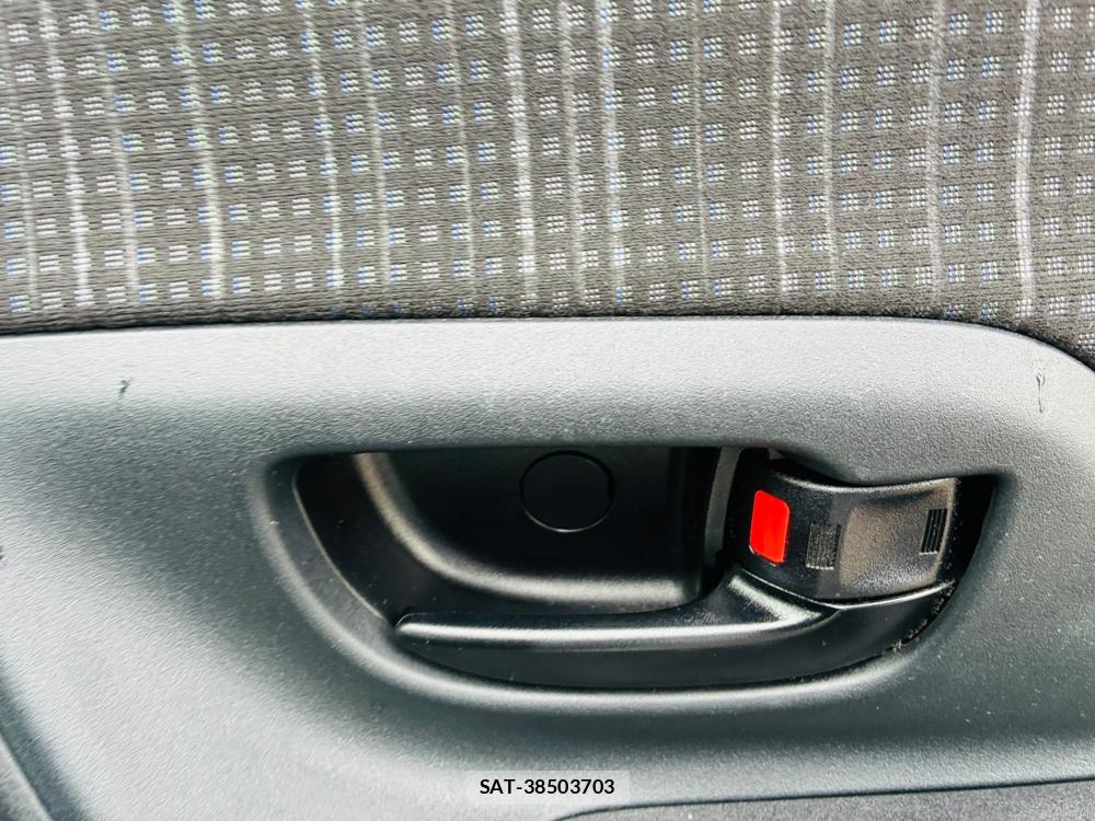 Toyota VITZ 2017-05 7939789-20