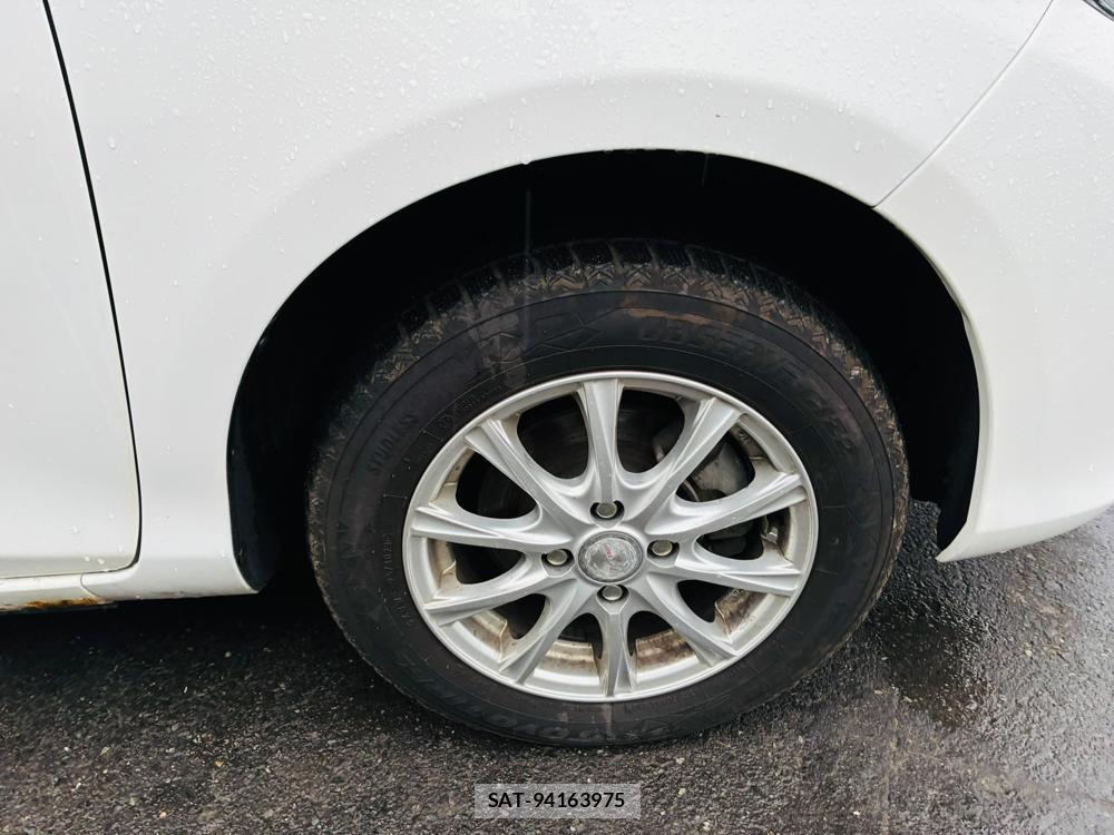 Toyota VITZ 2011-05 7749331-25