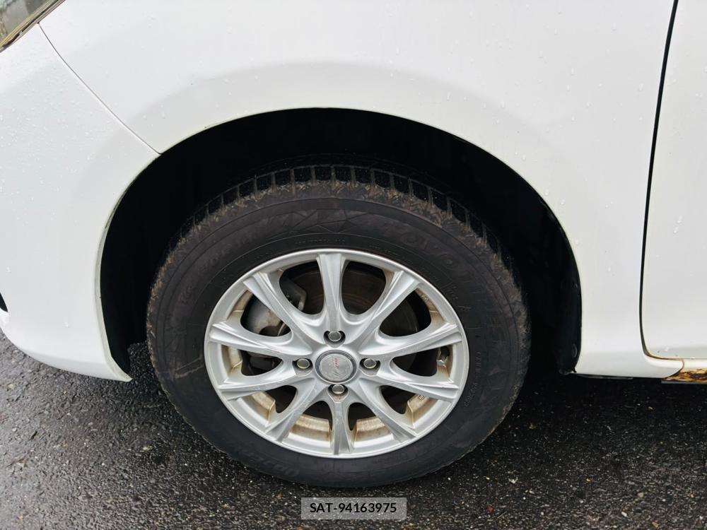 Toyota VITZ 2011-05 7749331-26