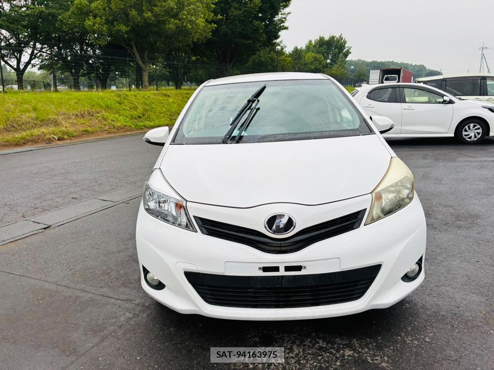 Toyota VITZ 2011-05 7749331-4